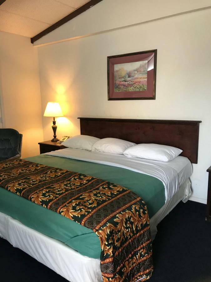 Cactus Inn And Suites Copperas Cove Exterior foto